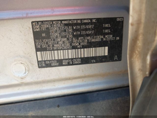 Toyota RAV4 Le Image 6