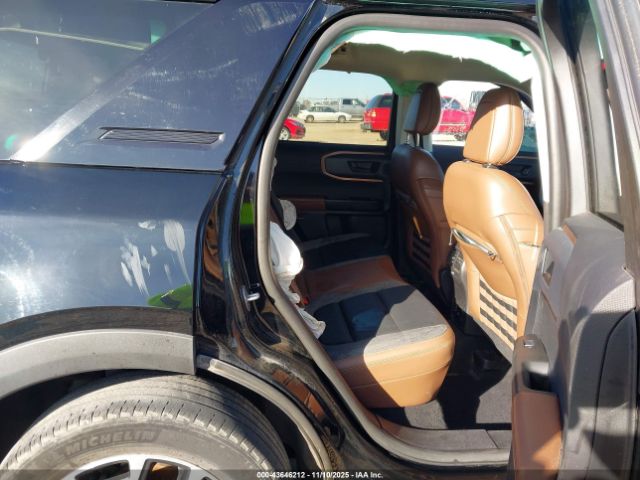 Ford Bronco Outer Banks Image 7