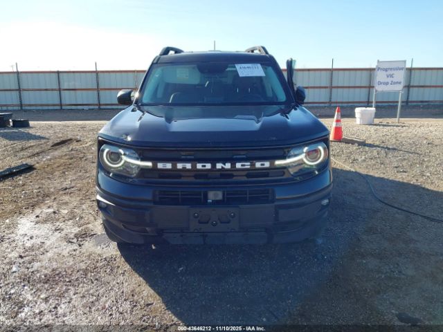 Ford Bronco Outer Banks Image 9