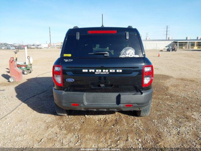 Ford Bronco Outer Banks Image 14