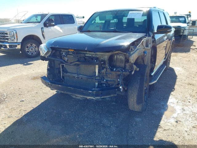 Toyota 4Runner Limited Image 12