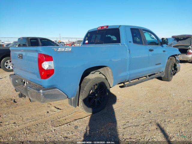 Toyota Tundra Sr5 5.7l V8 Image 3