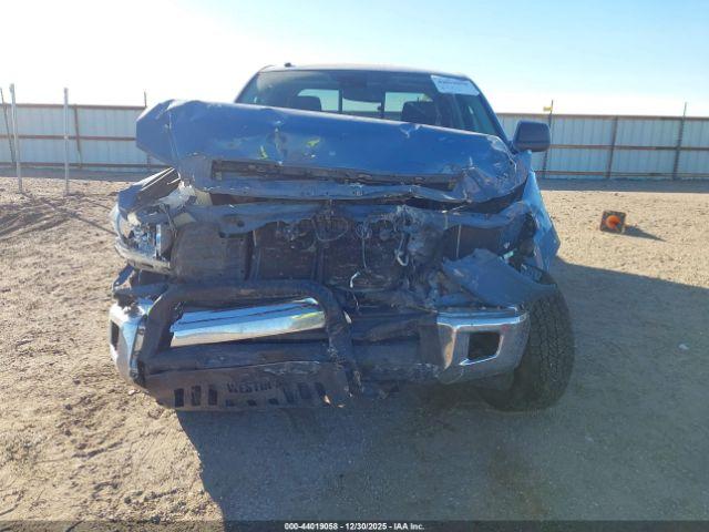 Toyota Tundra Sr5 5.7l V8 Image 5