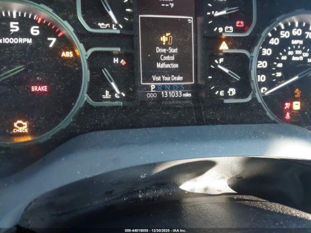 Toyota Tundra Sr5 5.7l V8 Image 14