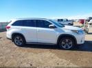 Toyota Highlander Limited Platinum Image 2