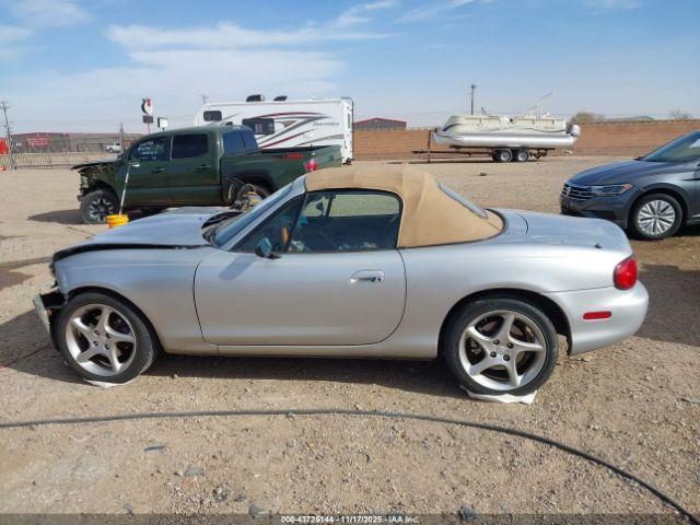 Mazda MX-5 Miata Image 3