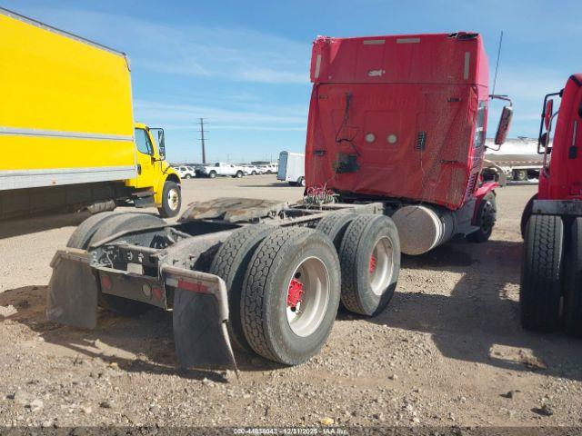 International Prostar+ Image 5