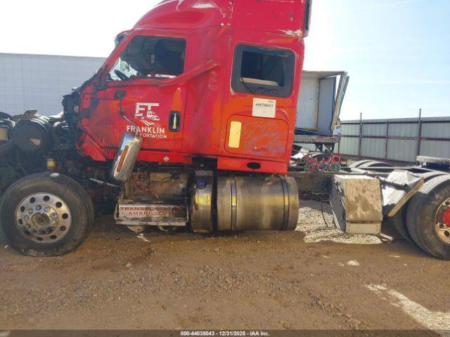 International Prostar+ Image 10