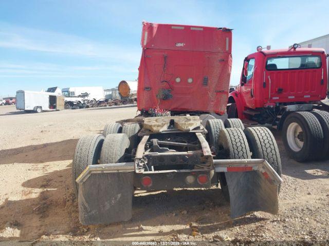 International Prostar+ Image 14